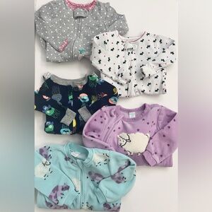 Lot of 5 Baby Sleepers 12M - Carter’s & Pekkle - Cotton & Fleece Footies